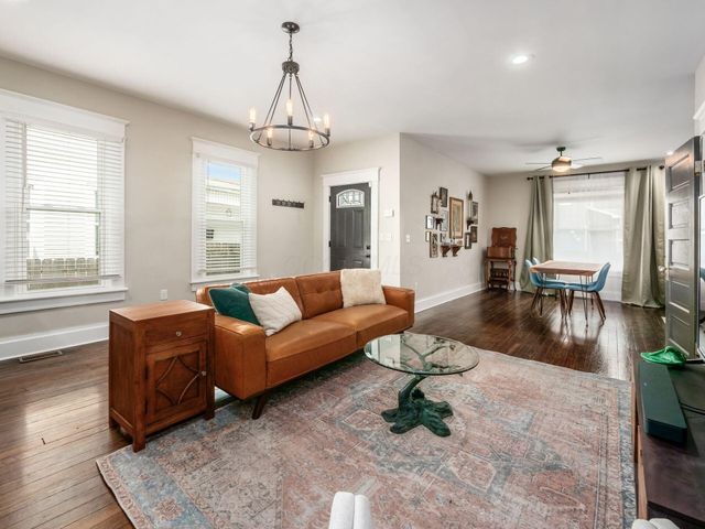 617 Reinhard Avenue, Columbus, OH 43206