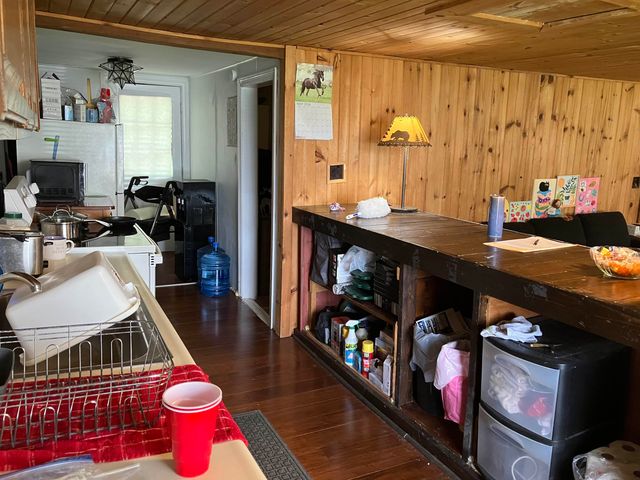 2898 Lakeshore Drive, Gladwin, MI 48624