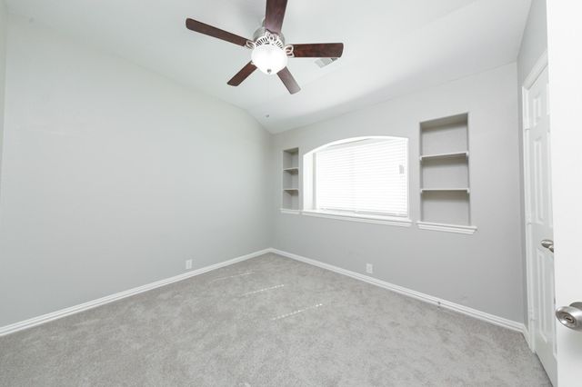 5539 Jay Thrush Drive, Richmond, TX 77407