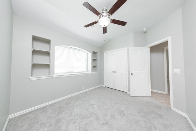 5539 Jay Thrush Drive, Richmond, TX 77407