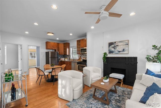 2039 Yale Avenue, Maplewood, MO 63143