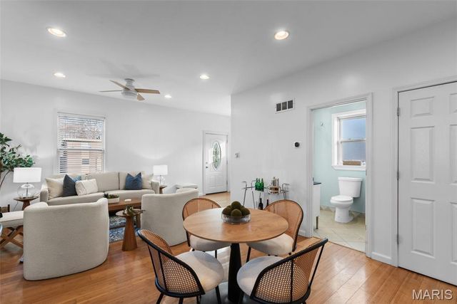 2039 Yale Avenue, Maplewood, MO 63143