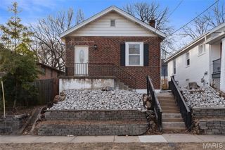 2039 Yale Avenue, Maplewood, MO 63143