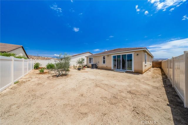 458 Berrybush, Hemet, CA 92543