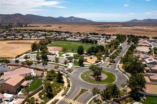 458 Berrybush, Hemet, CA 92543
