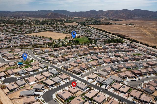 458 Berrybush, Hemet, CA 92543
