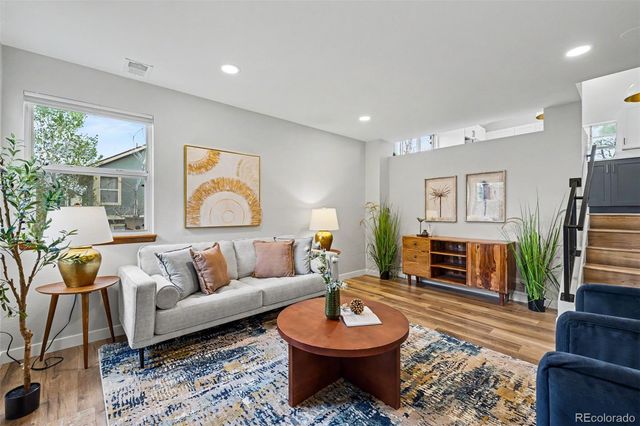 7516 Dawn Drive, Littleton, CO 80125