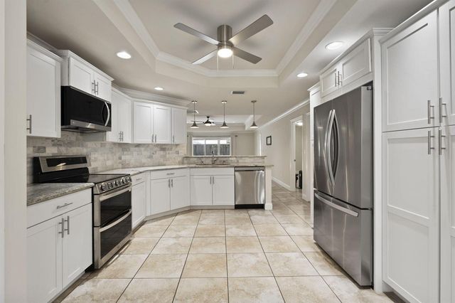 339 SW Winnachee Drive, Stuart, FL 34994