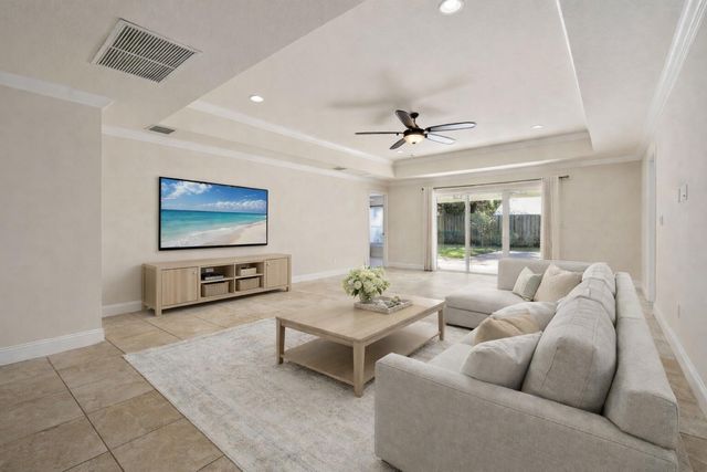 339 SW Winnachee Drive, Stuart, FL 34994