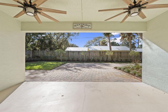 339 SW Winnachee Drive, Stuart, FL 34994
