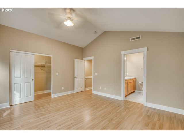 9530 Sw LODESTONE Dr, Beaverton, OR 97007