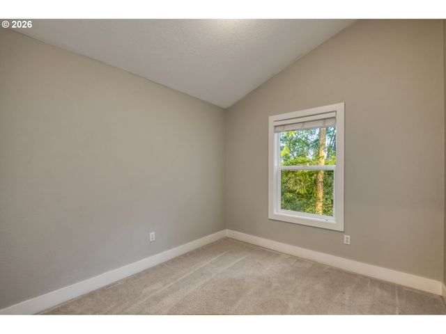 9530 Sw LODESTONE Dr, Beaverton, OR 97007