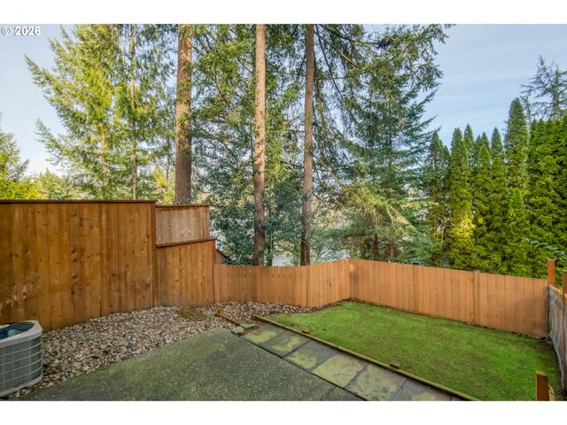 9530 Sw LODESTONE Dr, Beaverton, OR 97007