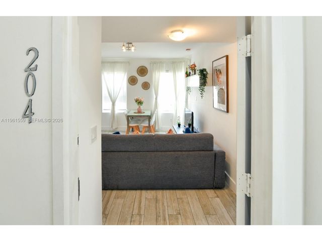 811 Jefferson Ave 204, Miami Beach, FL 33139