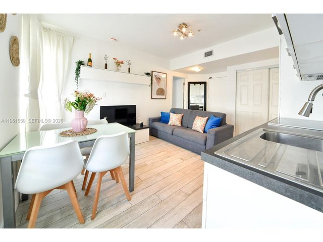 811 Jefferson Ave 204, Miami Beach, FL 33139