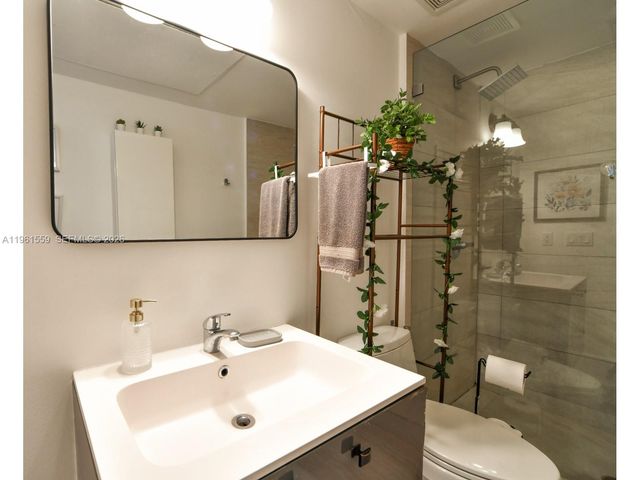 811 Jefferson Ave 204, Miami Beach, FL 33139