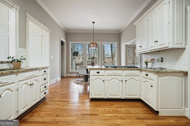 1785 Windsor Wood Drive, Roswell, GA 30075