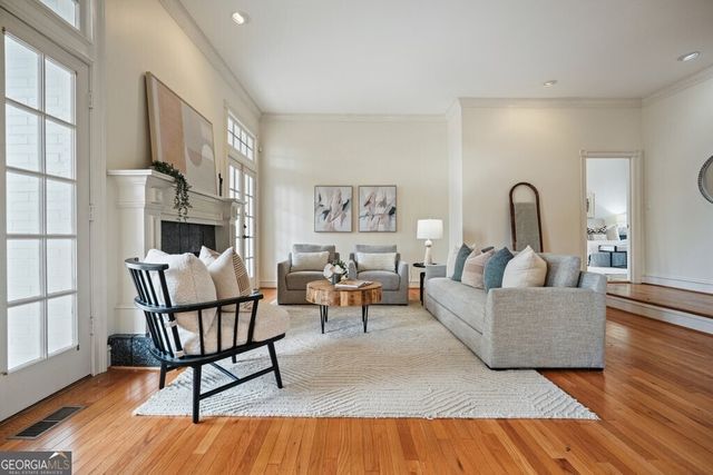 1785 Windsor Wood Drive, Roswell, GA 30075