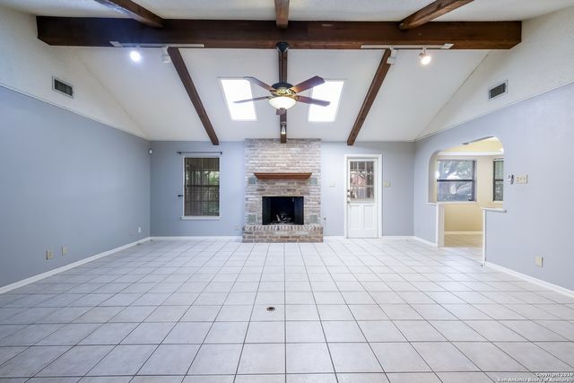 2507 HIDDEN GLEN ST, San Antonio, TX 78232
