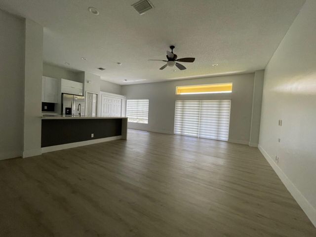 4293 LAUREL RIDGE Circle 4293, Weston, FL 33331