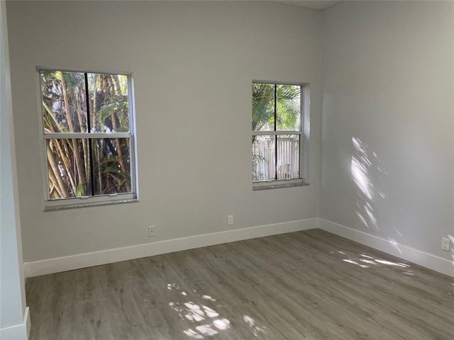 4293 LAUREL RIDGE Circle 4293, Weston, FL 33331