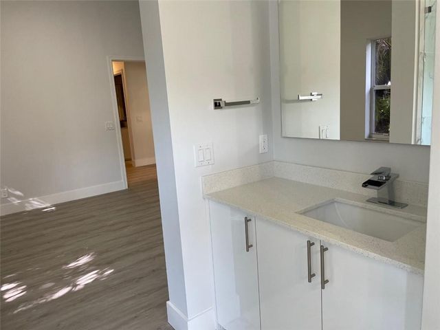 4293 LAUREL RIDGE Circle 4293, Weston, FL 33331