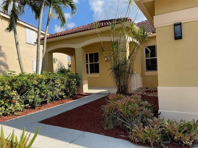 4293 LAUREL RIDGE Circle 4293, Weston, FL 33331