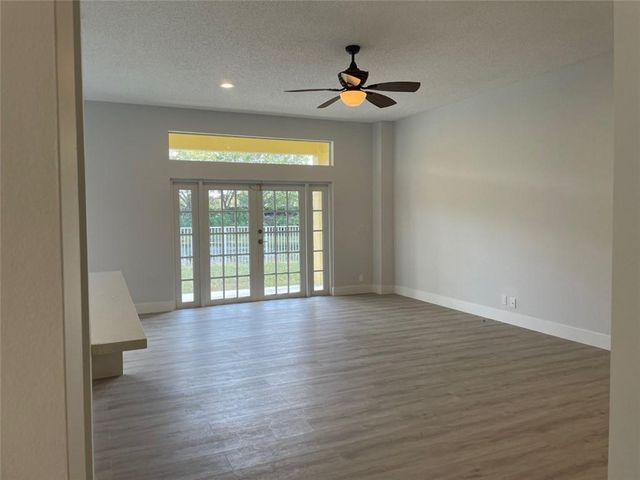 4293 LAUREL RIDGE Circle 4293, Weston, FL 33331