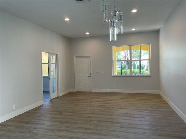 4293 LAUREL RIDGE Circle 4293, Weston, FL 33331