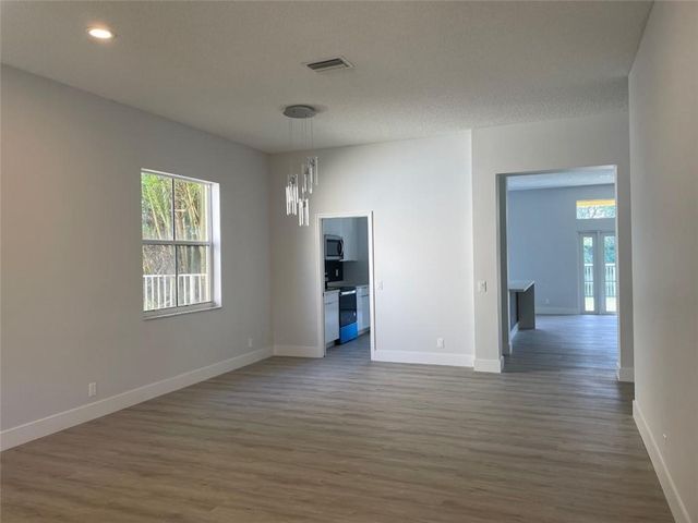 4293 LAUREL RIDGE Circle 4293, Weston, FL 33331