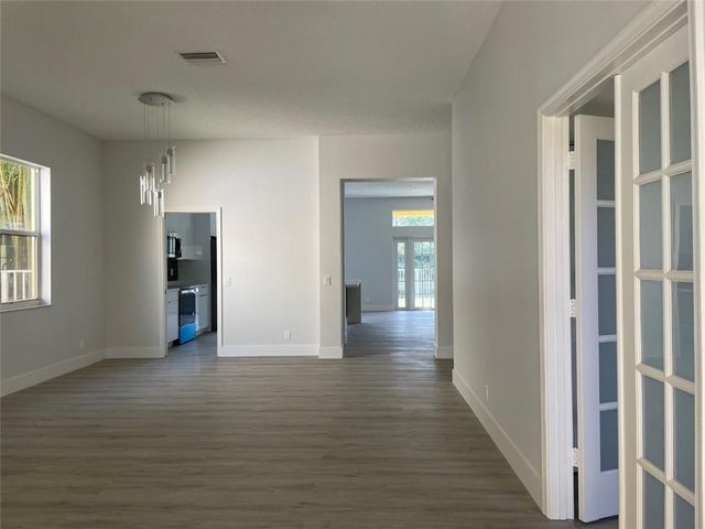4293 LAUREL RIDGE Circle 4293, Weston, FL 33331