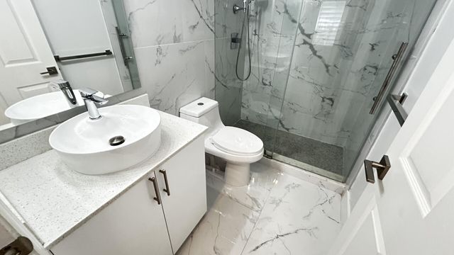 4293 LAUREL RIDGE Circle 4293, Weston, FL 33331