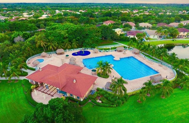 4293 LAUREL RIDGE Circle 4293, Weston, FL 33331