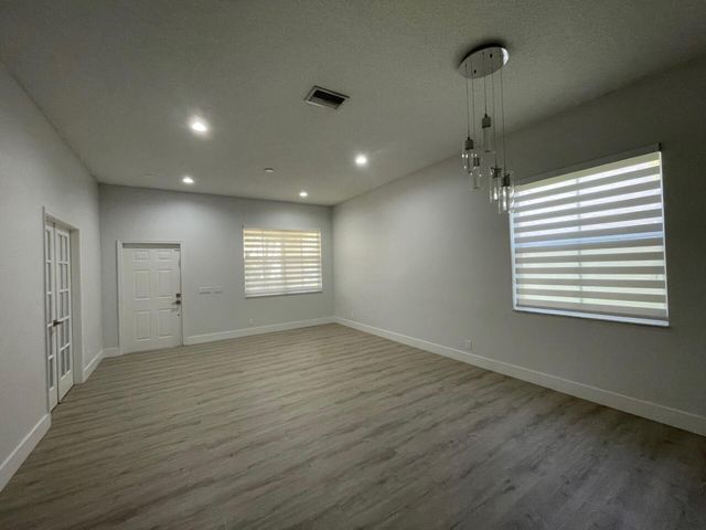 4293 LAUREL RIDGE Circle 4293, Weston, FL 33331