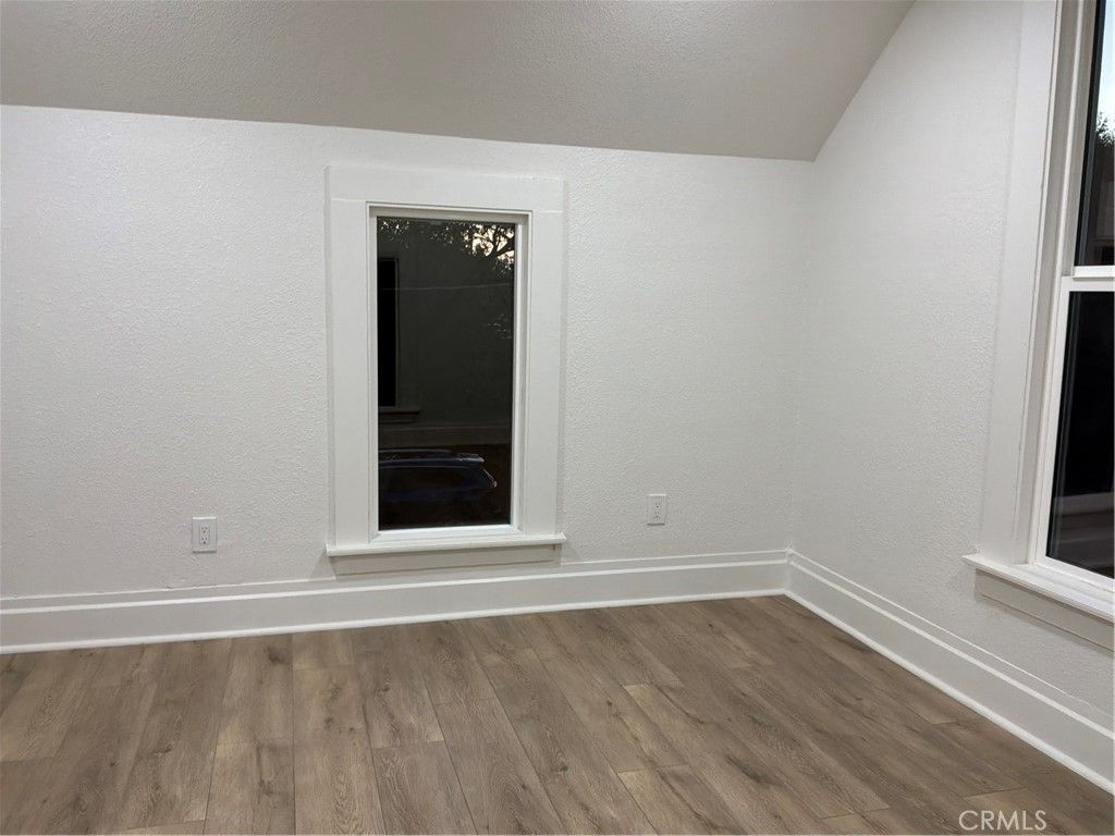 Image 17 of property listing at 1409 Fig, Corning, CA 96021