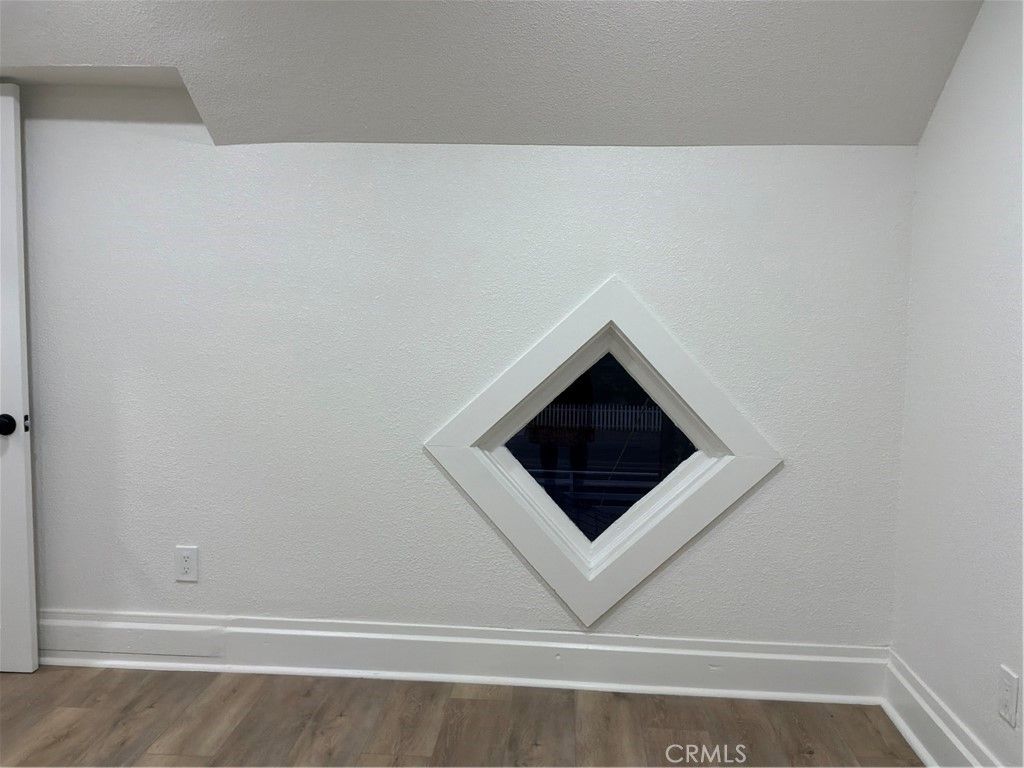Image 23 of property listing at 1409 Fig, Corning, CA 96021