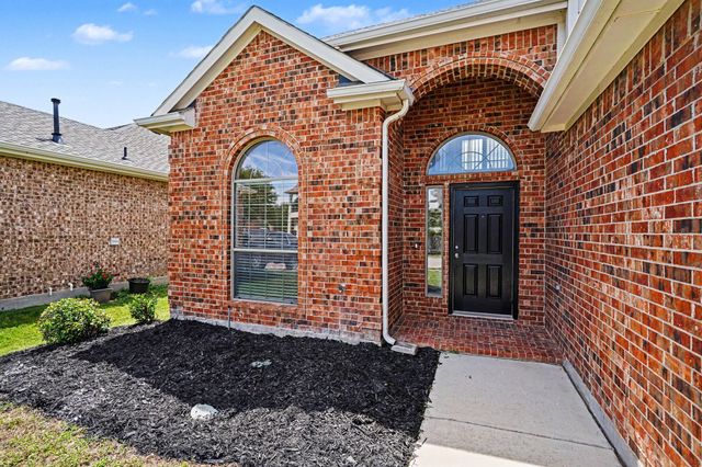 9712 Willow Branch Way, Fort Worth, TX 76036
