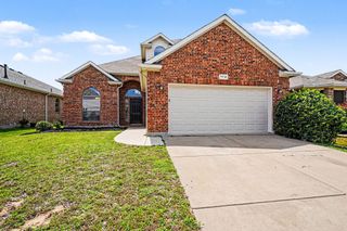 9712 Willow Branch Way, Fort Worth, TX 76036