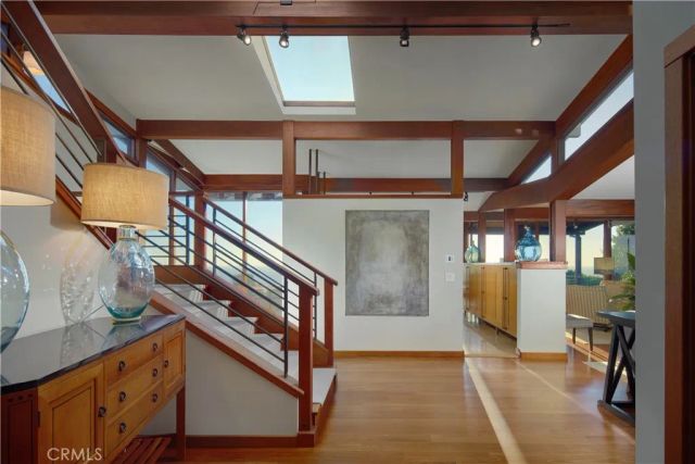 630 Diamond Street, Laguna Beach, CA 92651