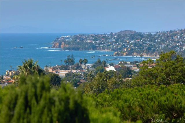 630 Diamond Street, Laguna Beach, CA 92651