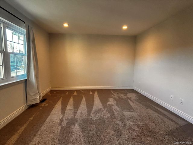 276 Temple Hill Road 1207, New Windsor, NY 12553