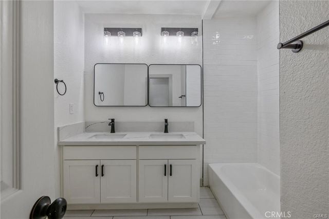 1107 Pacific, Bakersfield, CA 93305