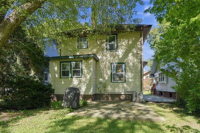 1137 W Oakdale Drive, Fort Wayne, IN 46807
