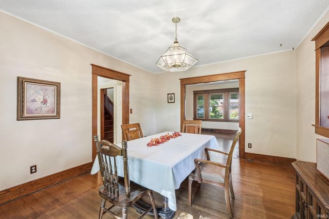 1137 W Oakdale Drive, Fort Wayne, IN 46807