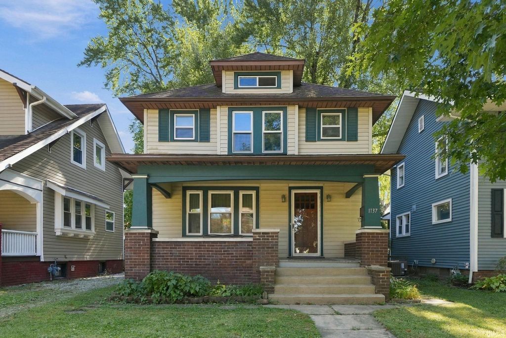 1137 W Oakdale Drive, Fort Wayne, IN 46807