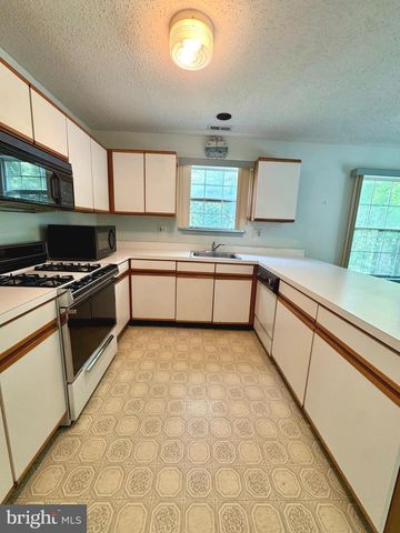 574 BARBADOS DR, Williamstown, NJ 08094