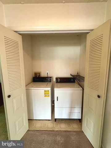574 BARBADOS DR, Williamstown, NJ 08094