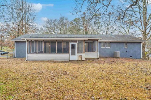6540 Chickasaw Drive, Douglasville, GA 30135