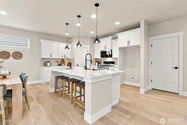 15604 lot 22 SE 257th Place, Covington, WA 98042