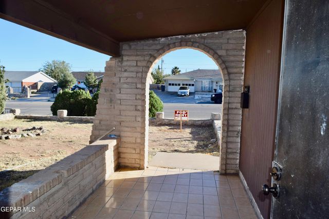 4613 SUN VALLEY Drive, El Paso, TX 79924